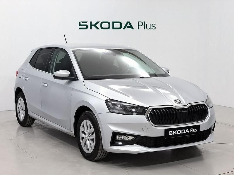 Plata Usado 2024 Skoda Fabia Selection Berlina | 17.490 € (Un poco caro) - Imagen 1/4
