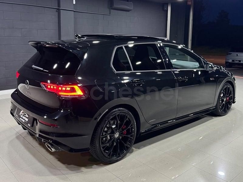 Usado VW Golf VIII GTI Clubsport 300 HP (220 kW) 2025 Preto Sedan