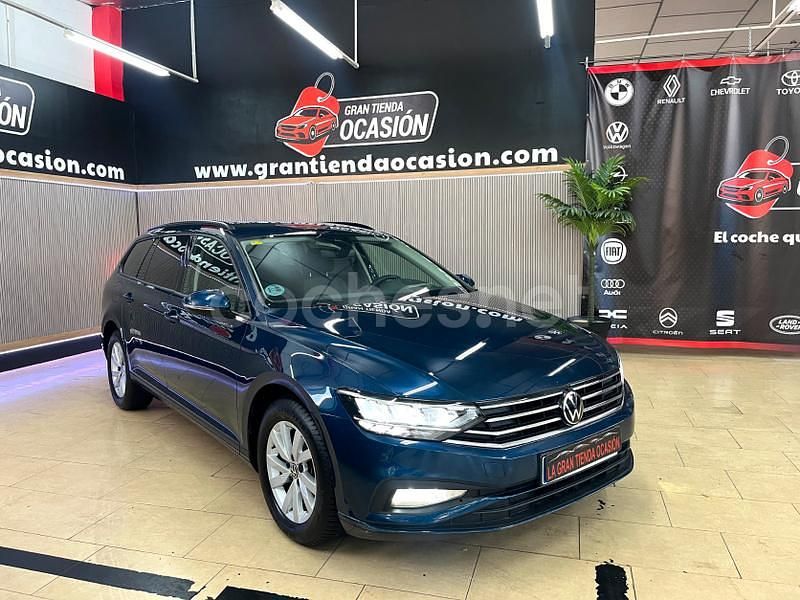 Usado VW Passat Business 122 CV (89 kW) 2020 Azul Familiar