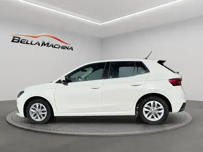 Usado Skoda Fabia Ambition 95 CV (69 kW) 2023 Blanco Utilitario
