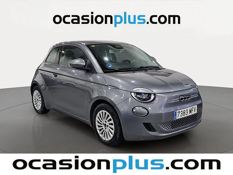 Usado Fiat 500e 86 kW (118 CV) 2023 Gris Utilitario