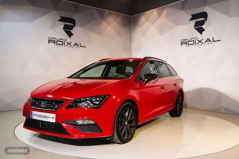 Rojo Usado 2020 Seat Leon ST FR Familiar | 18.900 € (Un poco caro) - Imagen 1/4