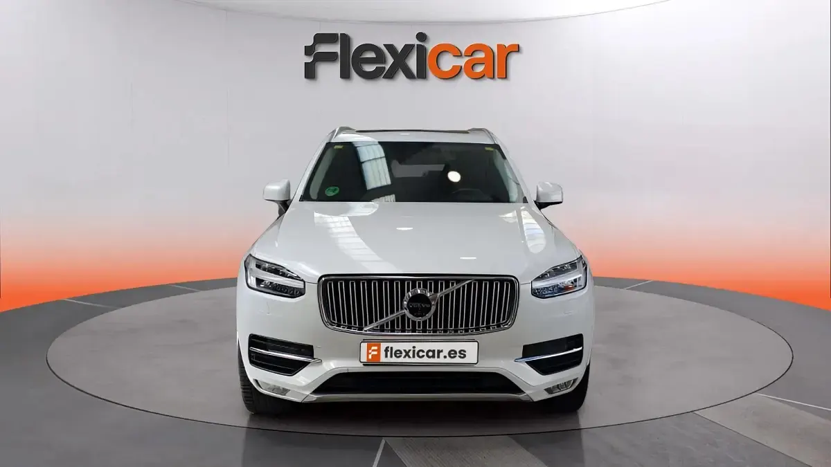 Käytetty Volvo XC90 Inscription 235 HP (172 kW) 2016 Valkoinen Katumaasturi