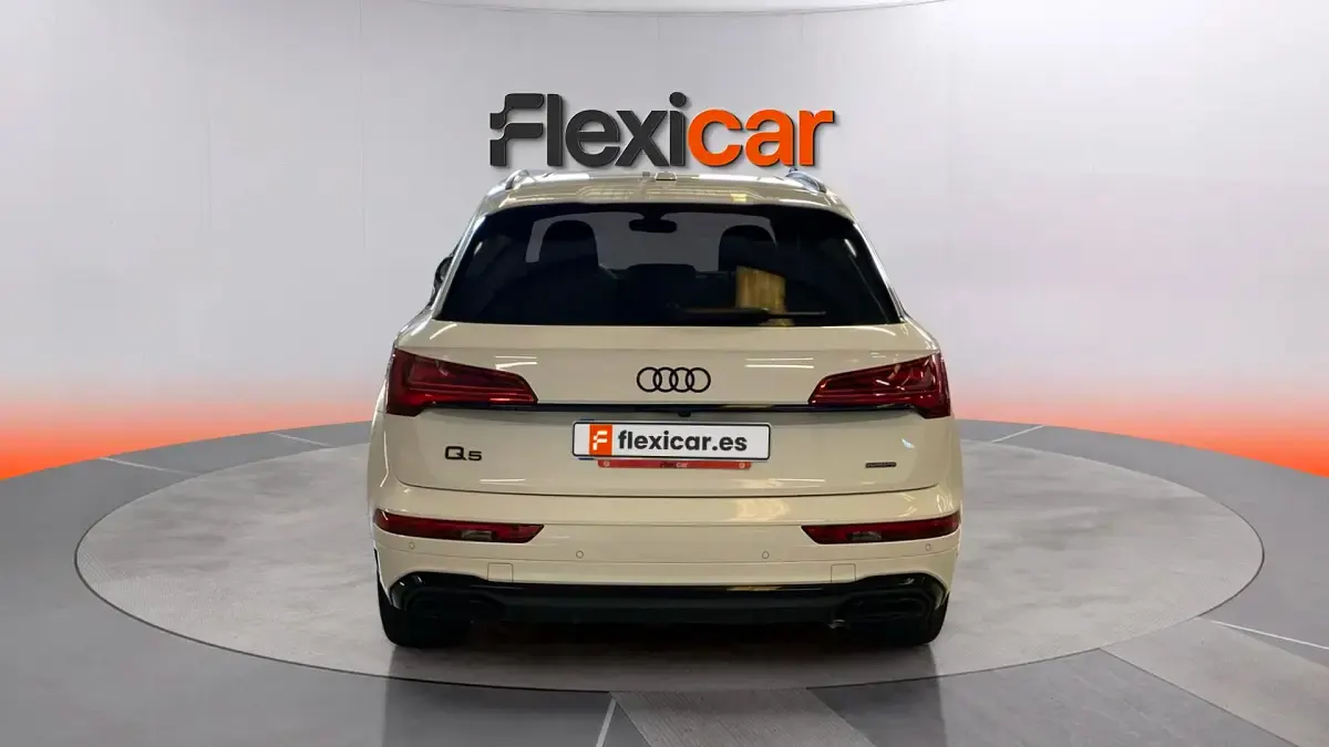 Usado Audi Q5 Premium 299 CV (219 kW) 2024 Blanco SUV