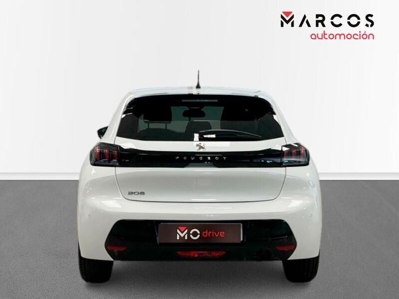 Usado Peugeot 208 Allure 100 CV (73 kW) 2023 Blanco Utilitario