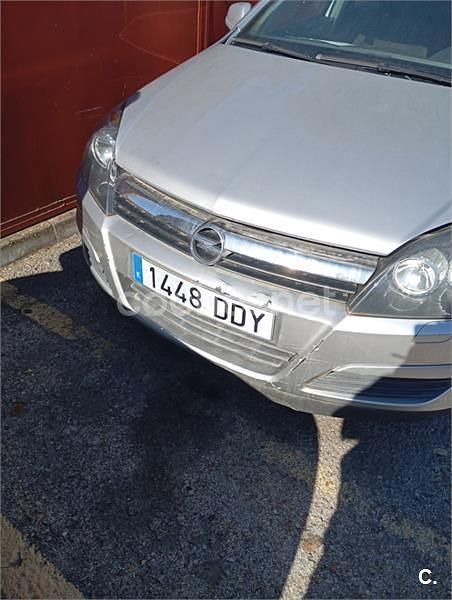 Usado Opel Astra Enjoy 120 CV (88 kW) 2004 Gris / plata Berlina