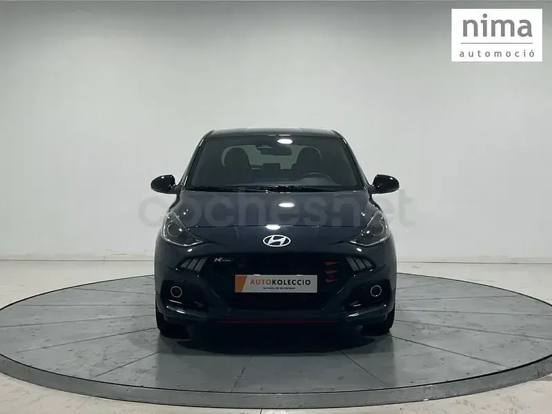 Usado Hyundai i10 N Line 79 CV (58 kW) 2025 Gris / plata Utilitario