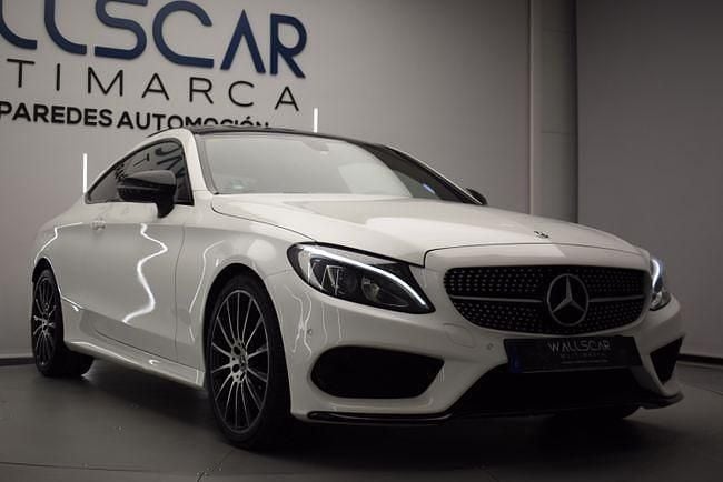 Usado Mercedes C220 AMG line 170 CV (125 kW) 2017 Blanco Coupe