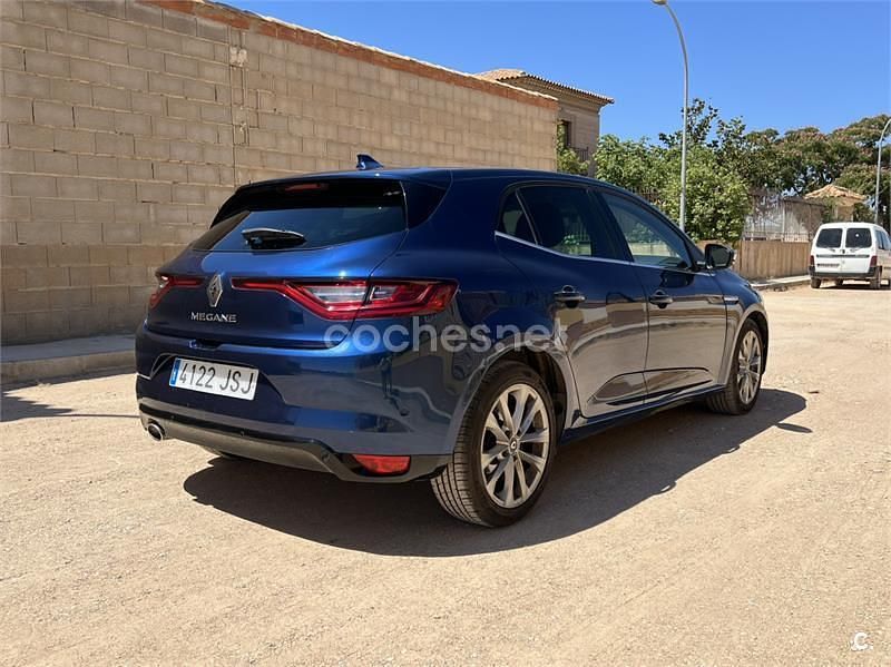 Azul Usado 2016 Renault Mégane III Zen Berlina | 12.000 € (Precio justo) - Imagen 1/2