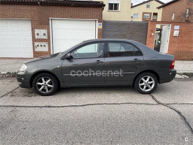 Etiqueta b (amarilla) Usado 2003 Toyota Corolla Sol Berlina | 5300 € (Un poco caro) - Imagen 1/4
