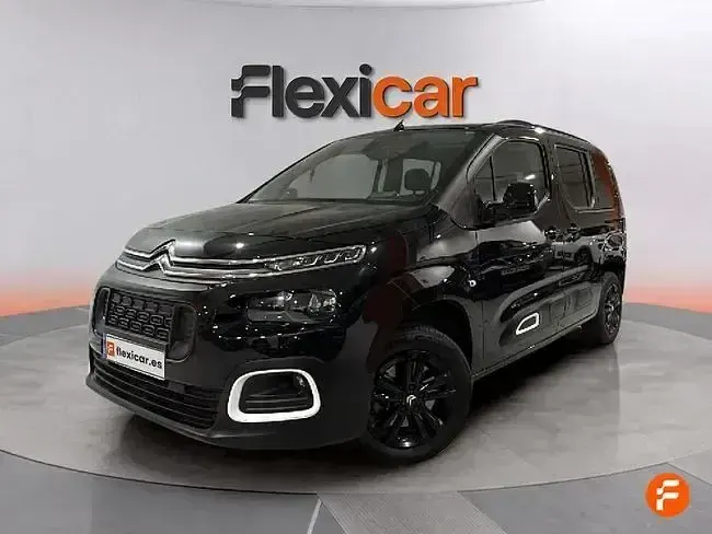 Usado Citroën Berlingo Shine 130 CV (95 kW) 2023 Marrón Monovolumen