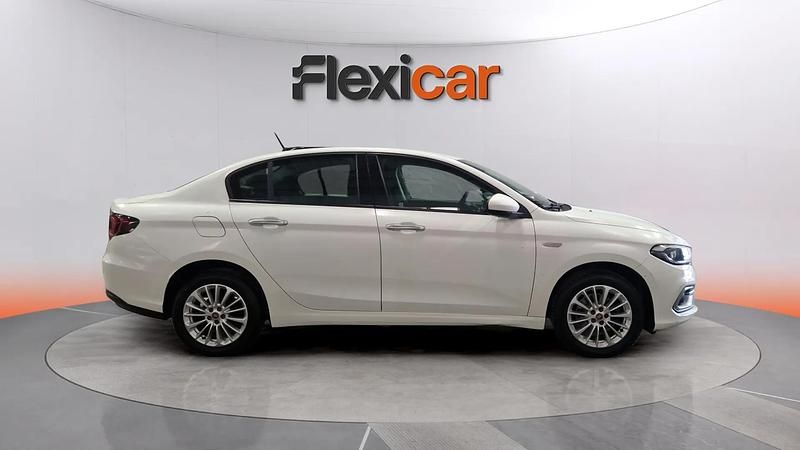 Usado Fiat Tipo Life 102 CV (75 kW) 2021 Blanco Berlina