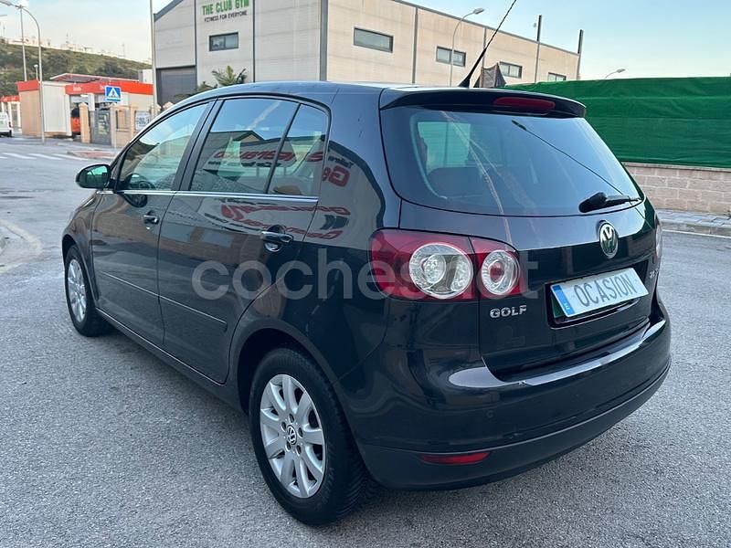Usado VW Golf Plus Cross Highline 105 CV (77 kW) 2006 Negro Monovolumen