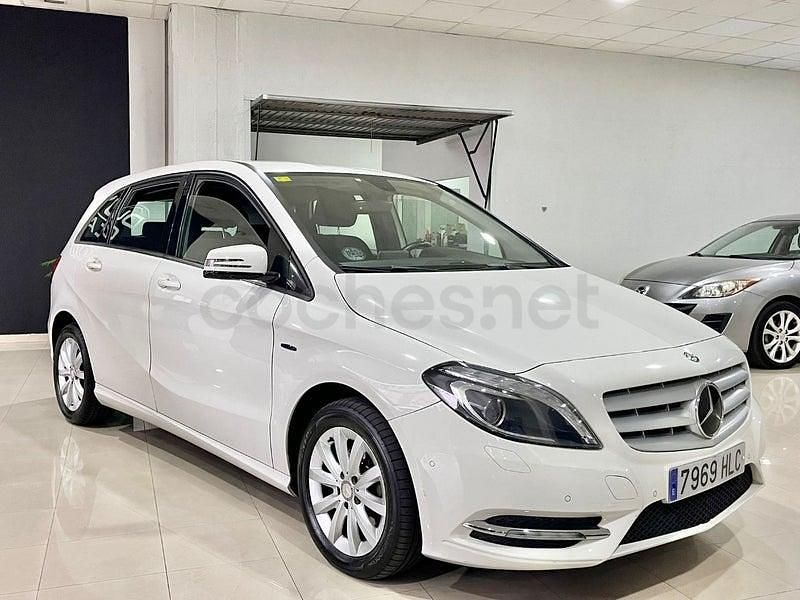Brugt Mercedes B180 109 HK (80 kW) 2012 Hvid MPV