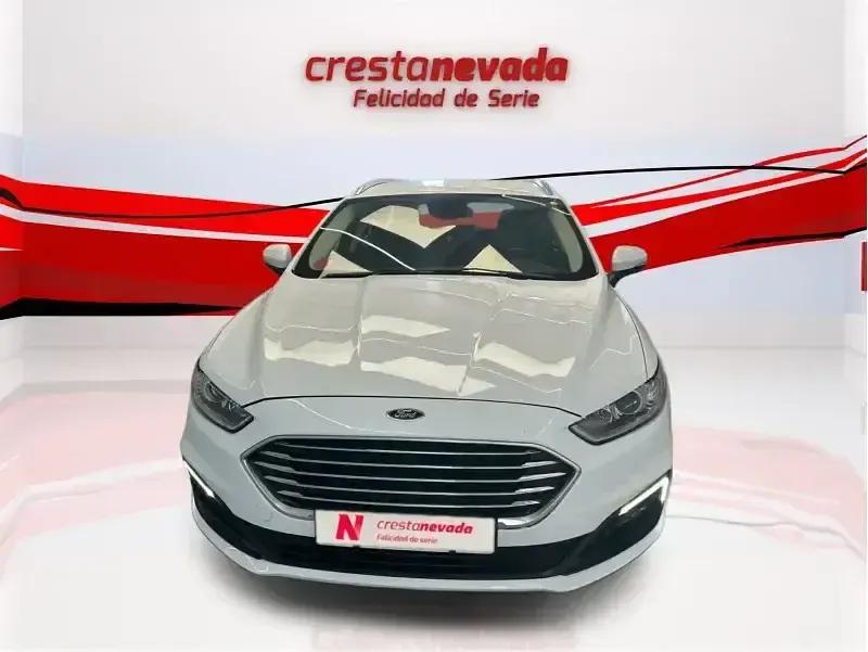 Usado Ford Mondeo Titanium 187 CV (137 kW) 2021 Blanco Familiar