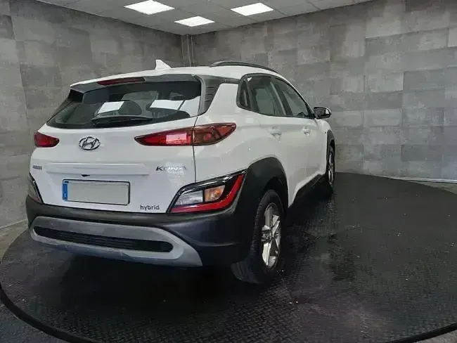 Usado Hyundai Kona 136 CV (100 kW) 2021 Blanco SUV