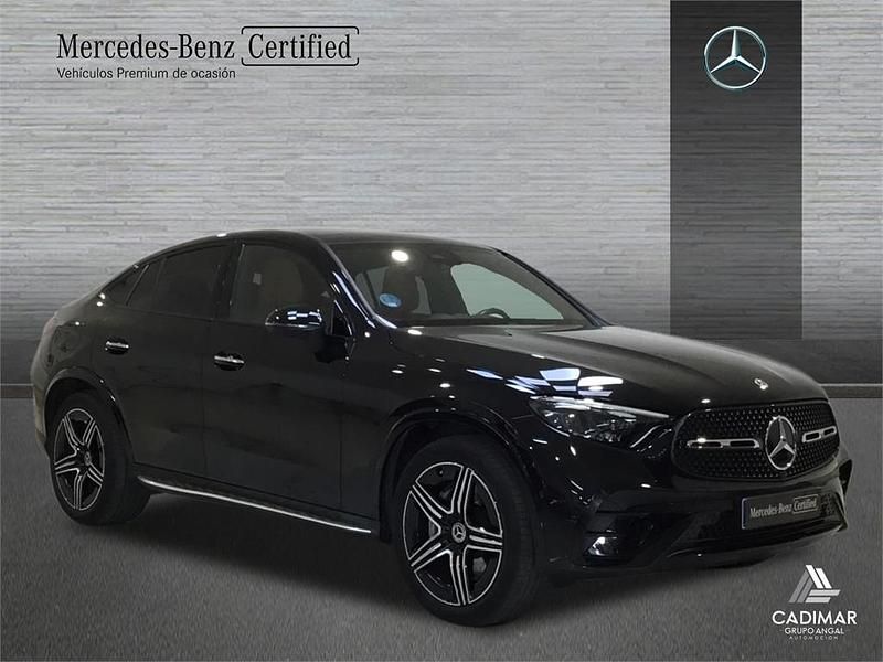 Usado Mercedes GLC220 197 CV (144 kW) 2024 Negro obsidiana SUV