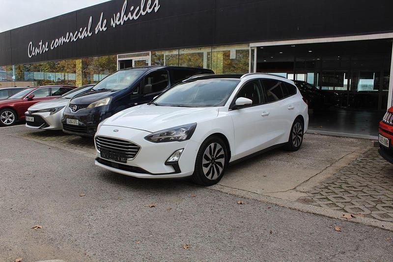 Usado Ford Focus Active 125 CV (91 kW) 2021 Blanco Familiar