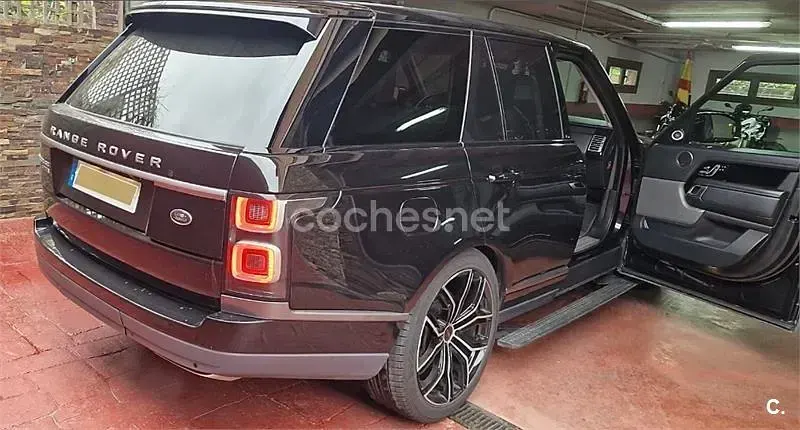 Usado Land Rover Range Rover Vogue 525 CV (386 kW) 2018 Verde SUV