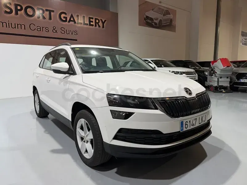 Usado Skoda Karoq Style 150 CV (110 kW) 2020 Blanco SUV