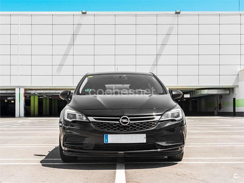 Negro Usado 2018 Opel Astra Selective Berlina | 9000 € (Precio justo) - Imagen 1/4