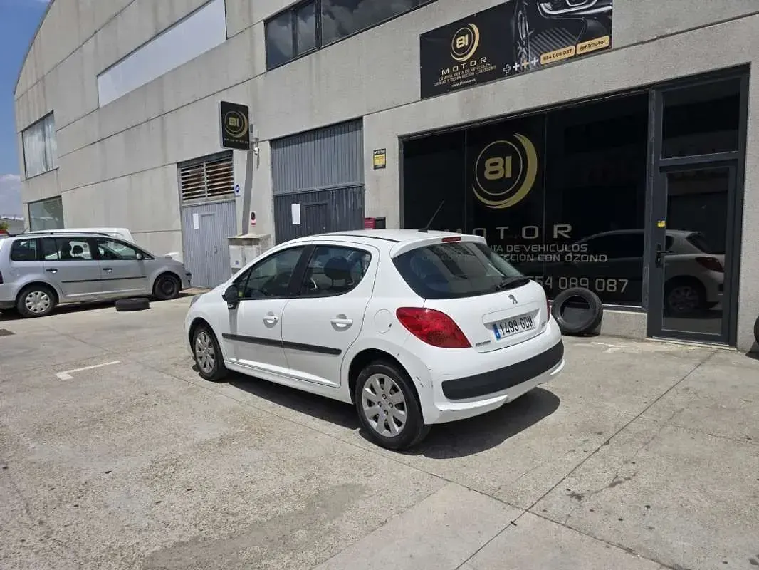 Usado Peugeot 207 Sport 69 CV (50 kW) 2008 Blanco Utilitario