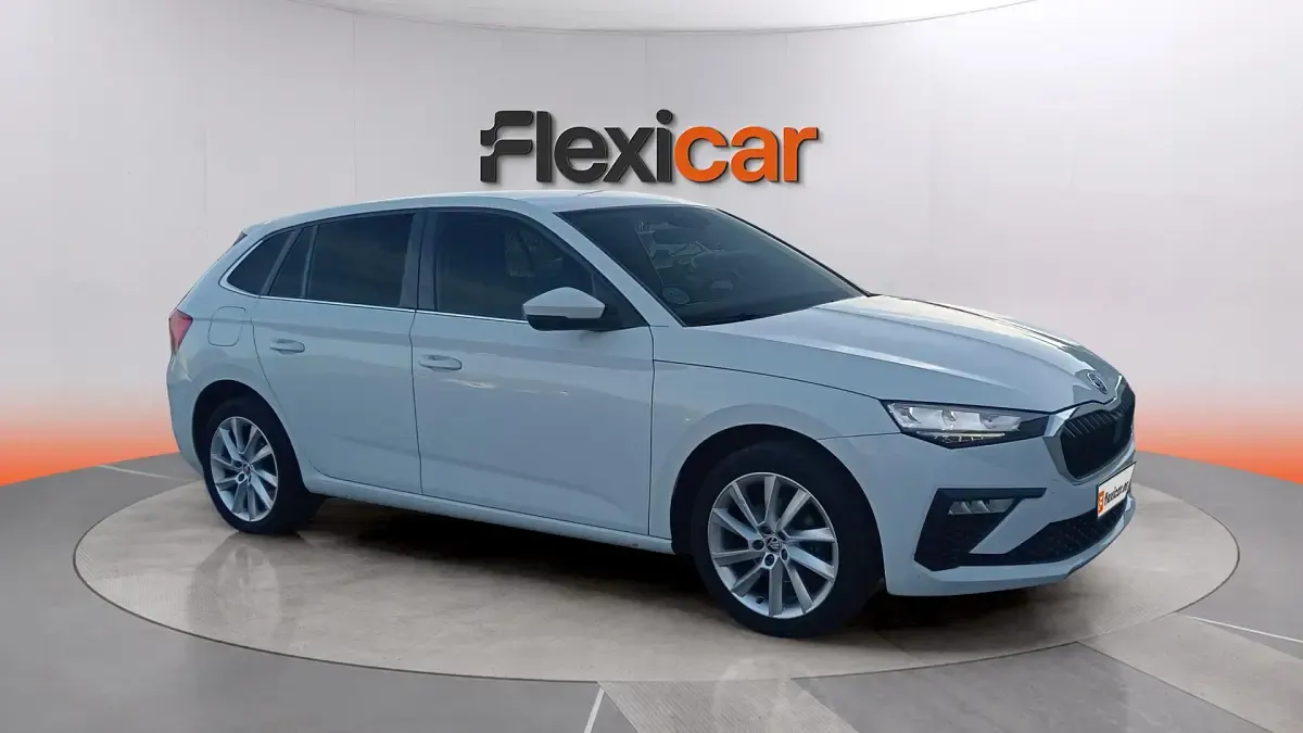 Usado Skoda Scala Selection 115 CV (84 kW) 2024 Utilitario
