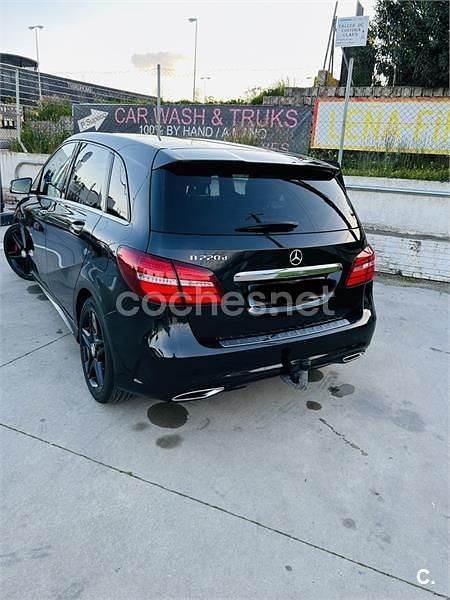 Käytetty Mercedes B220 AMG line 177 HP (130 kW) 2016 Musta Tila-auto