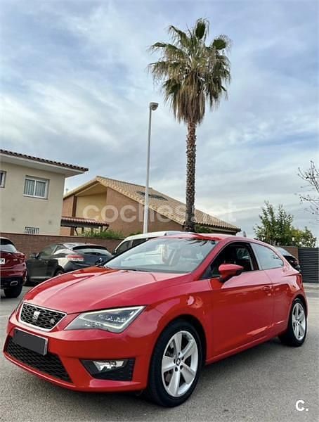 Usado Seat Leon SC FR 180 CV (132 kW) 2013 Rojo Utilitario