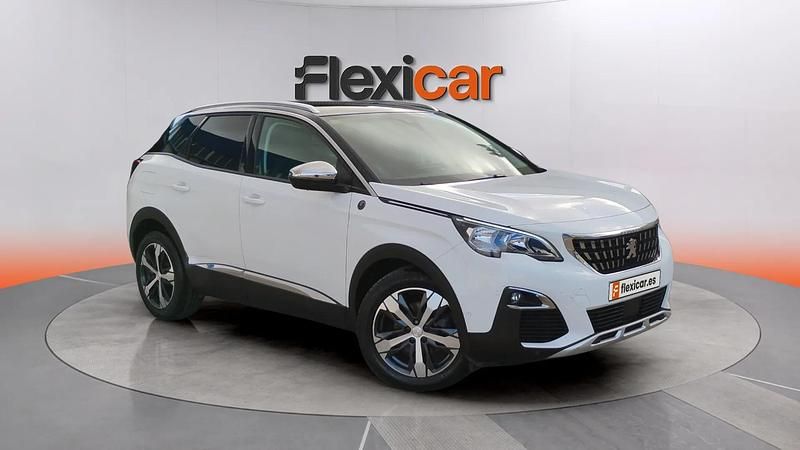 Usado Peugeot 3008 Allure 131 CV (96 kW) 2018 Blanco SUV