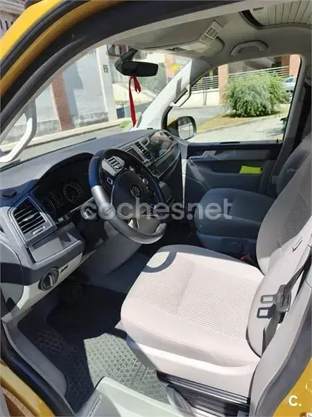 Usado VW California Beach 150 CV (110 kW) 2018 Amarillo Van