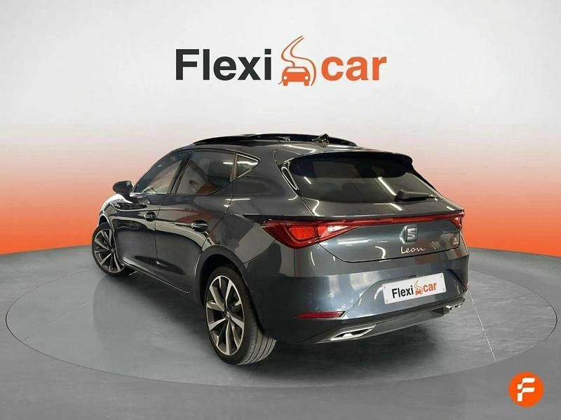 Usado Seat Leon FR 205 CV (150 kW) 2020 Gris Berlina