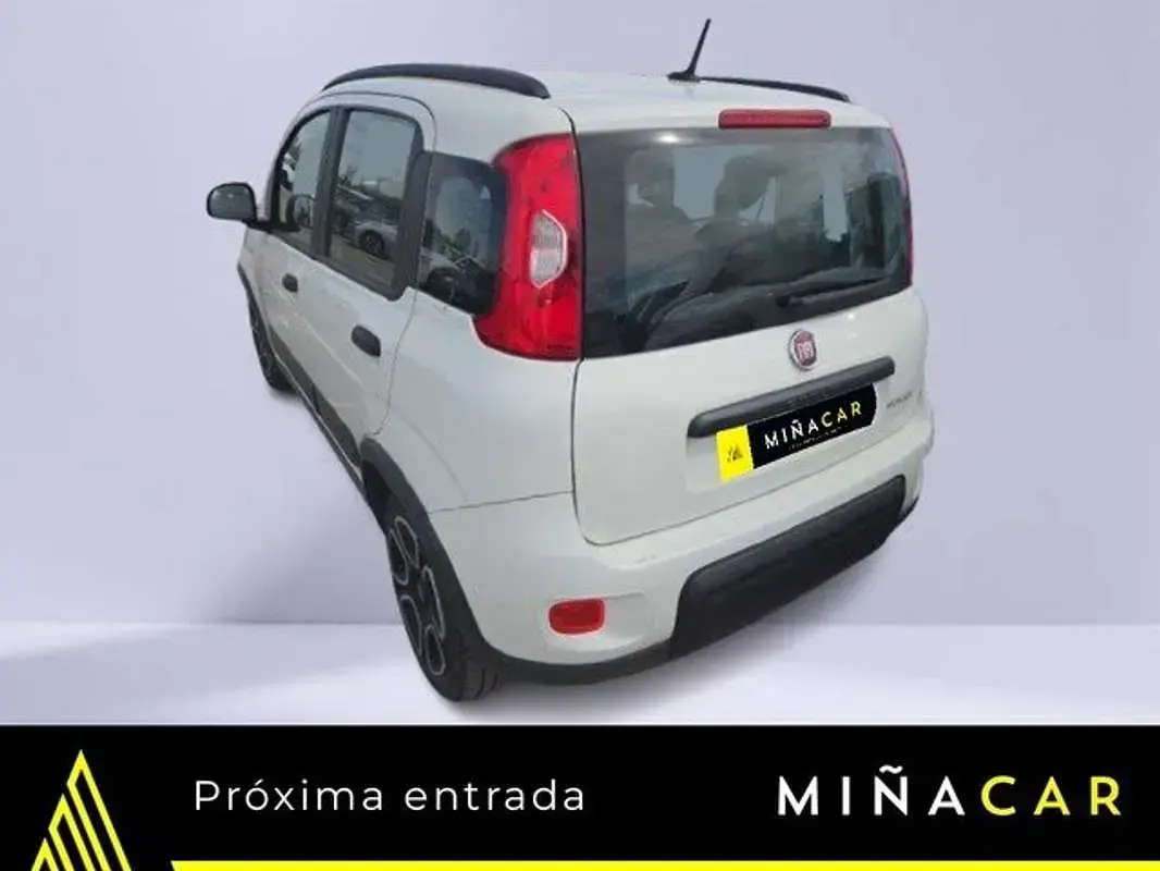 Usado Fiat Panda 69 CV (50 kW) 2022 Blanco Utilitario