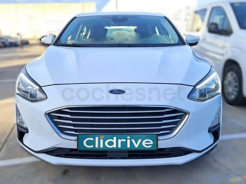 Usado Ford Focus Trend 95 CV (69 kW) 2021 Blanco Berlina