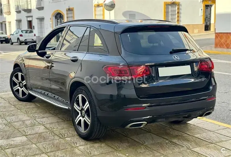 Usado Mercedes GLC220 170 CV (125 kW) 2020 Negro SUV