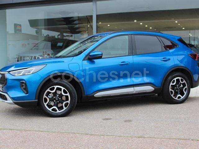 Usado Ford Kuga Active 243 CV (178 kW) 2024 Azul SUV