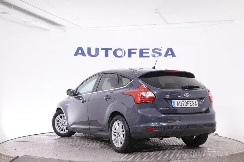 Usado Ford Focus Titanium 95 CV (69 kW) 2013 Azul Utilitario