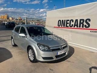 Gris / plata Usado 2005 Opel Astra Enjoy Berlina | 4950 € (Precio justo) - Imagen 1/4