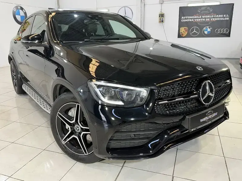 Usado Mercedes GLC300 245 CV (180 kW) 2021 Negro SUV