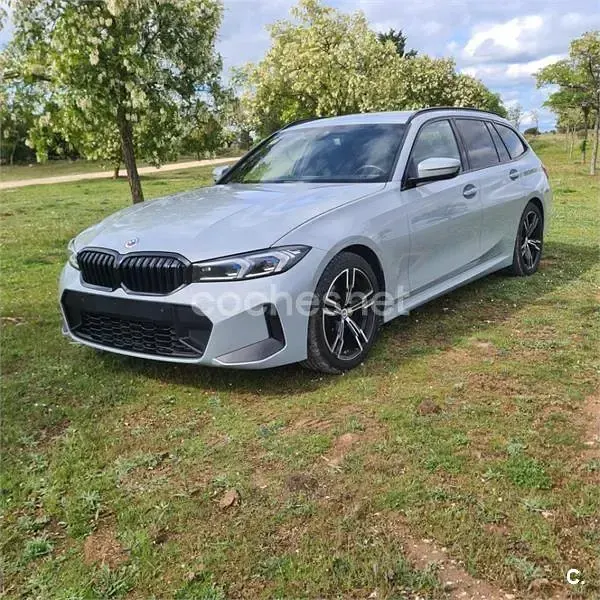 Usado BMW 320 Comfort Edition 190 CV (139 kW) 2023 Gris / plata Familiar