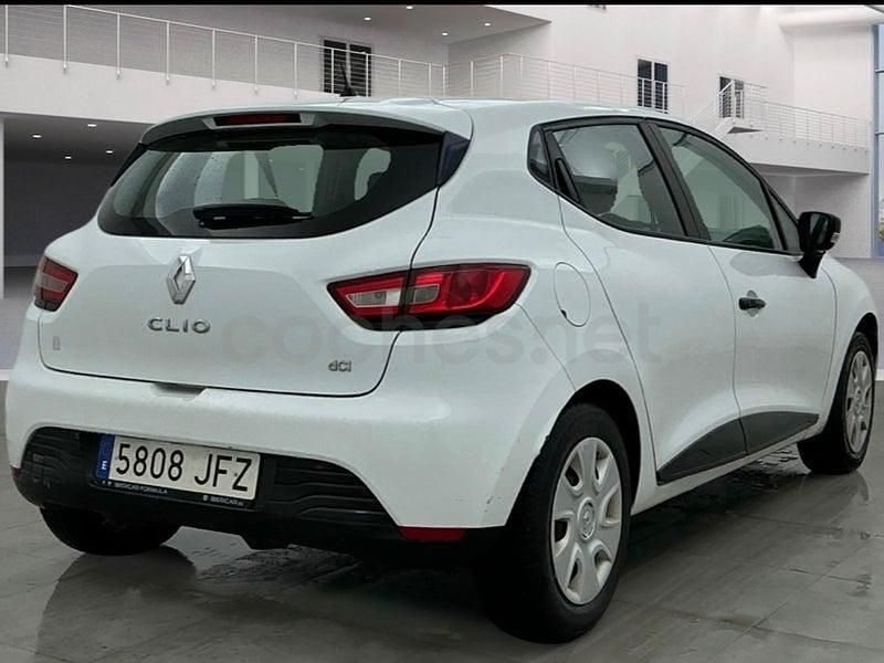 Usado Renault Clio IV Business 75 CV (55 kW) 2016 Blanco Berlina