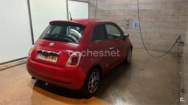 Usado Fiat 500 Lounge 75 CV (55 kW) 2009 Rojo Descapotable