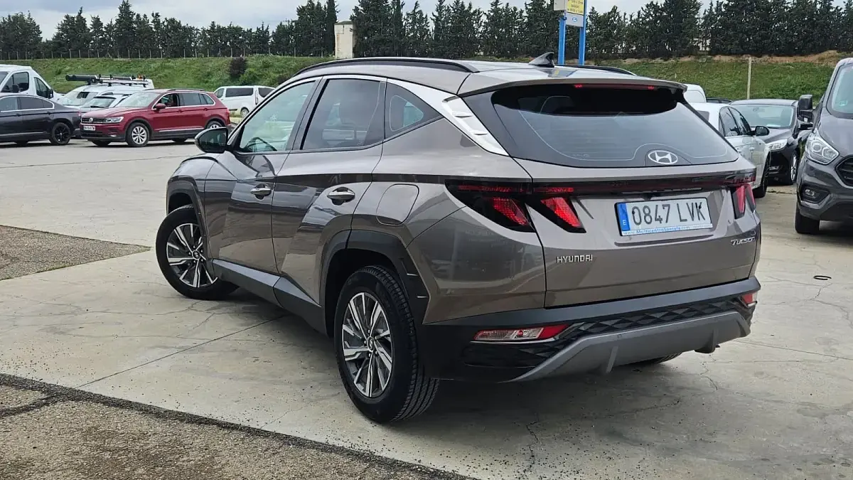 Usado Hyundai Tucson 150 CV (110 kW) 2021 Beige SUV
