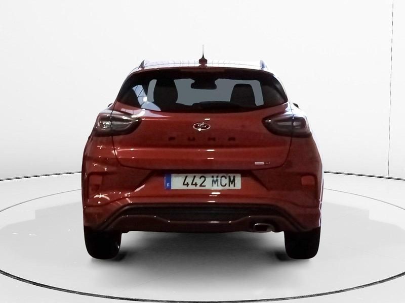 Usado Ford Puma ST-Line 126 CV (92 kW) 2022 Rojo SUV