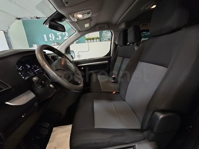Usado Peugeot Traveller Allure 115 CV (84 kW) 2017 Marrón Monovolumen