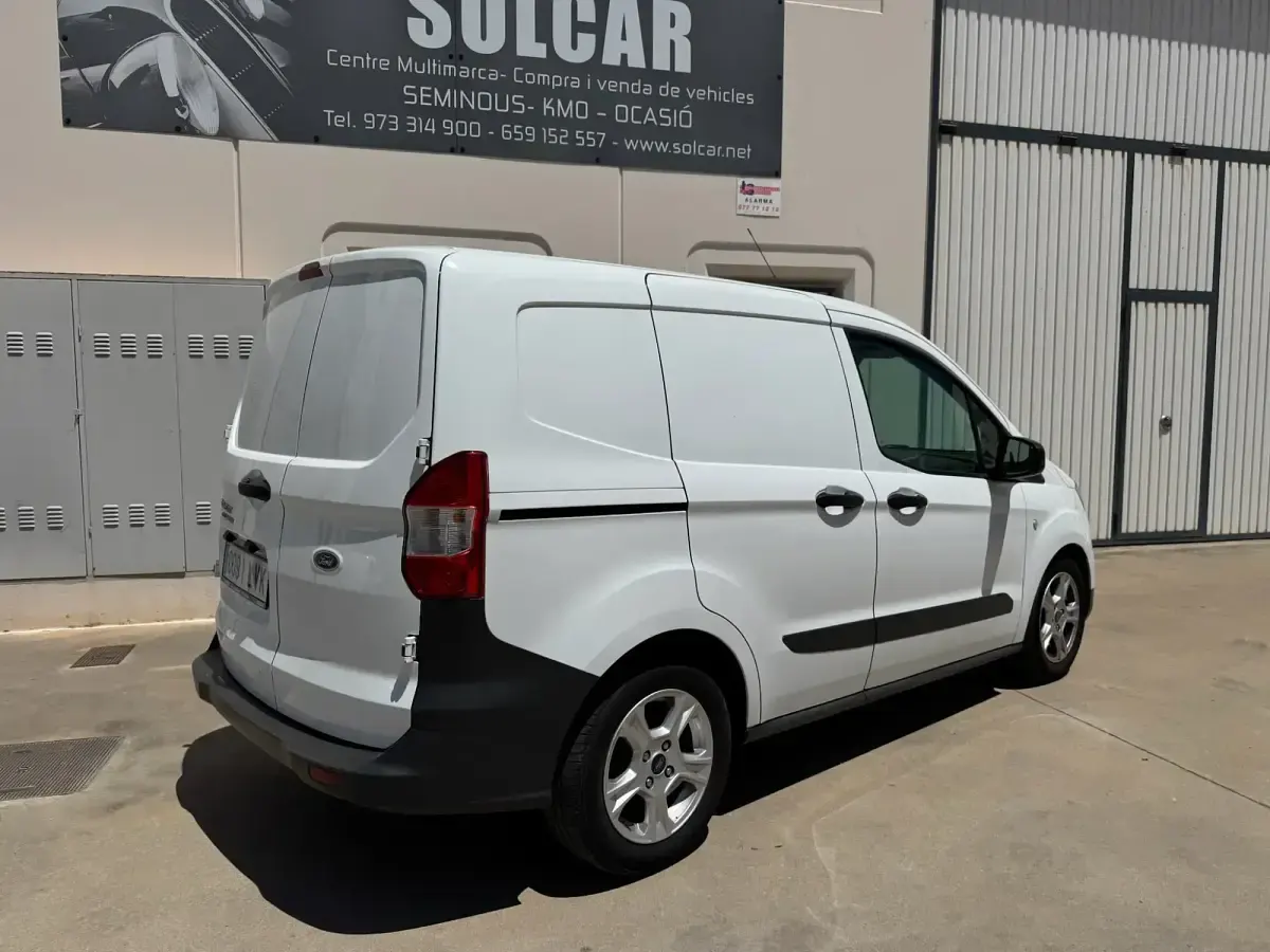 Usado Ford Transit Trend 75 CV (55 kW) 2021 Blanco Van