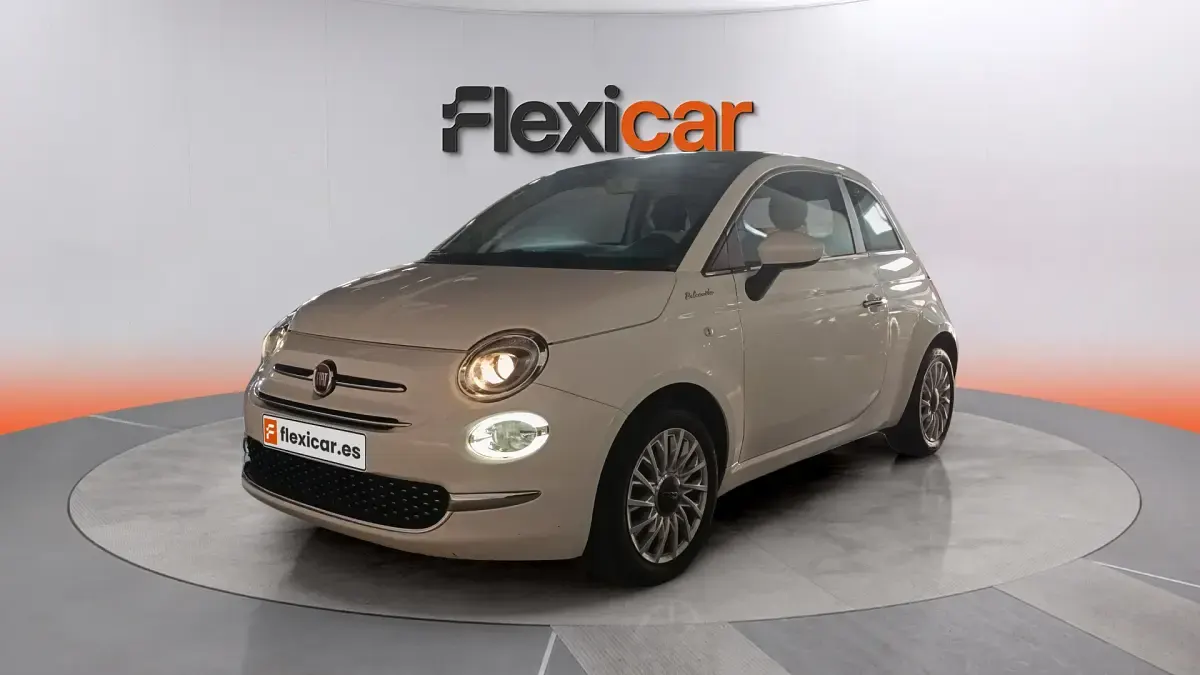 Usado Fiat 500 Dolcevita 71 CV (52 kW) 2023 Blanco Berlina