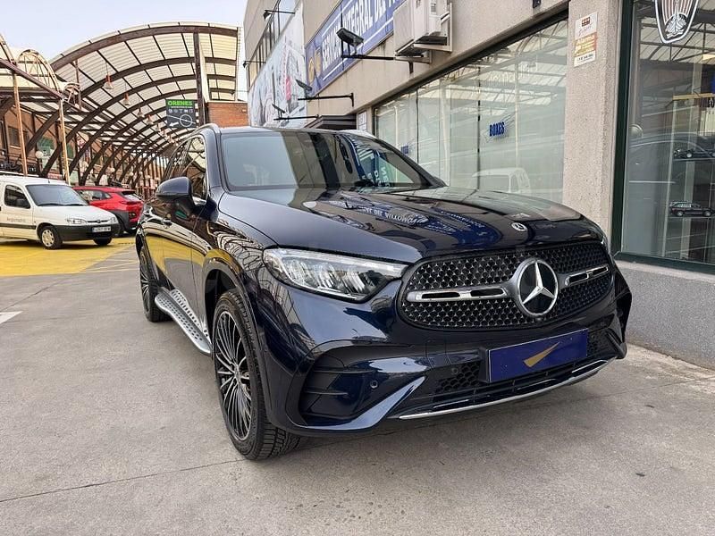 Usado Mercedes GLC300e 313 CV (230 kW) 2024 Azul SUV