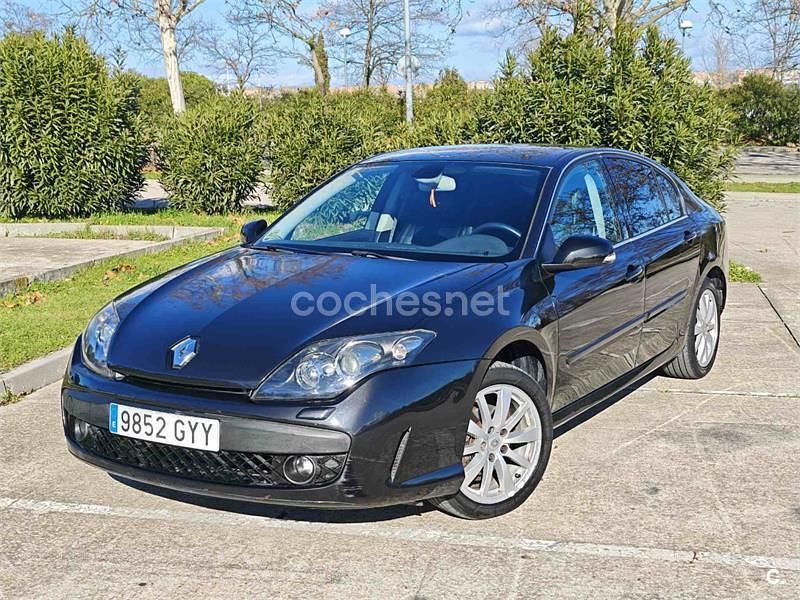 Negro Usado 2010 Renault Laguna III Expression Berlina | 4500 € (Buen precio) - Imagen 1/4