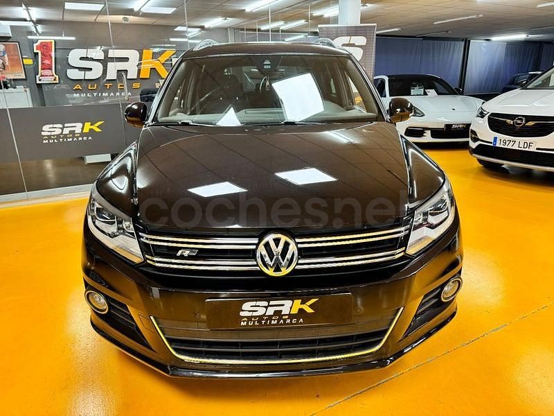 Usado VW Tiguan R-line 184 CV (135 kW) 2015 Negro SUV